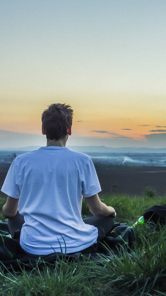 10 Ways Men Can Practice Mindfulness & Good Health
