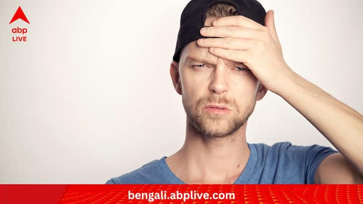এতে পরিস্থিতি আরও জটিল হওয়ার আশঙ্কা হয়ে ওঠে। তাপপ্রবাহের ফলে যে দেহে আনুষঙ্গিক কোনও সমস্যা হচ্ছে, এই চিন্তাটুকু করার মতো অবস্থায় থাকেন না সেই ব্যক্তি। বিভ্রান্তি বা কনফিউশন তৈরি হয়। ফল? সহজেই আন্দাজ করা যায়।  (ছবি:PIXABAY)