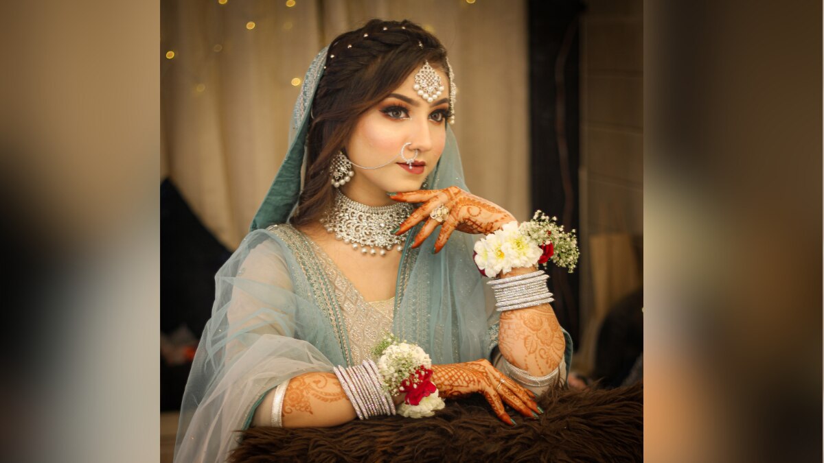 Pastel Hues In Ethnic Wear: 5 Colours You Can Try This Wedding Season