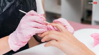 Nail Extension: आप भी करवाना चाहती हैं नेल एक्सटेंशन, तो इन जरूरी बातों का रखें ध्यान