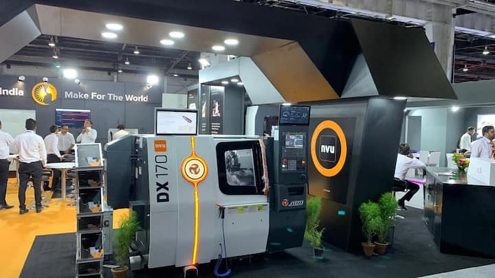 ज्योति सीएनसी ऑटोमेशन का रिटर्न भी 300 फीसदी से ज्यादा है. इसका शेयर साल की शुरुआत में जनवरी 2024 में बाजार पर लिस्ट हुआ था और इसके निवेशकों को अब तक 305 फीसदी की कमाई हो चुकी है.