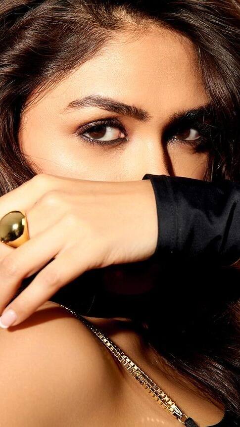 इंटीमेट सीन्स के खिलाफ थे पेरेंट्स, इस हसीना के हाथ से निकली कई फिल्म