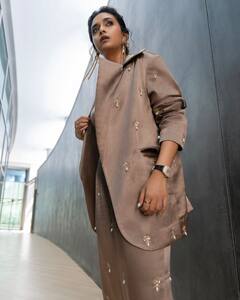 Keerthy Suresh Gets All The 'Brownie Points' For Styling A Metallic Skirt With Blazer, PICS