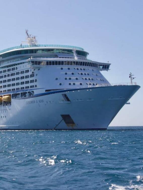 समुद्री जहाज डूबता क्यों नहीं है?