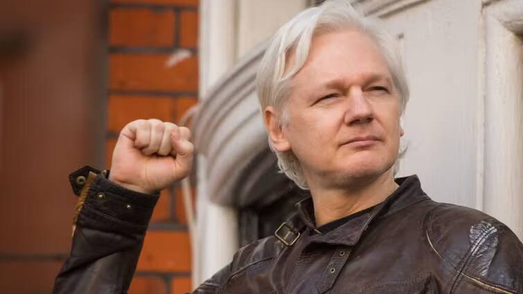 Julian Assange Wikileaks Founder Pleads Guilty Over Documents Released In 2010 'Julian Assange Is Free': Wikileaks Founder To Plead Guilty To Espionage Act In Deal With US