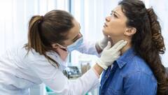 Thyroid Symptoms: ਥਾਇਰਾਇਡ ਵਧਣ ਤੋਂ ਪਹਿਲਾਂ ਸਰੀਰ 'ਚ ਹੁੰਦਾ ਖਤਰਨਾਕ ਬਦਲਾਅ, ਇਦਾਂ ਕਰ ਸਕਦੇ ਕੰਟਰੋਲ