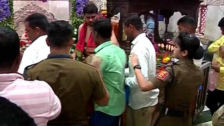 होणारी गर्दी पाहता चोख सुरक्षा व्यवस्था या ठिकाणी तैनात करण्यात आली आहे.