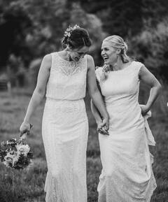 Parents: ਇਹ ਸਮਲਿੰਗੀ ਜੋੜਾ ਬਣਨ ਜਾ ਰਿਹਾ ਮਾਤਾ-ਪਿਤਾ, ਮਹਿਲਾ ਕ੍ਰਿਕਟਰ ਨੇ ਫੈਨਜ਼ ਨੂੰ ਸੁਣਾਈ ਖੁਸ਼ਖਬਰੀ