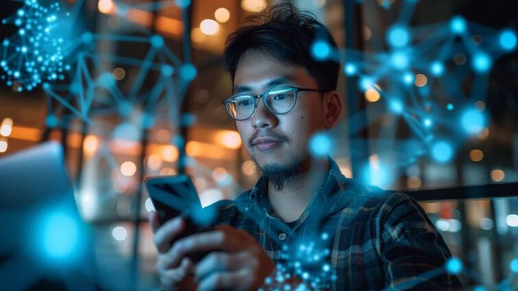 How to manage storage in your phone follow these trick फोन स्टोरेज फुल होने से परेशान हैं, तो आजमाएं ये ट्रिक्स और तुरंत बनाए स्पेस