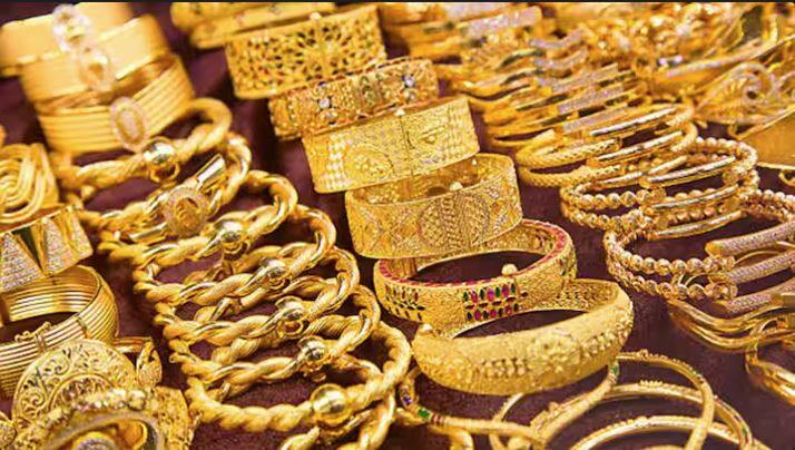 Gold Price History: ਪਿਛਲੇ ਕੁਝ ਸਾਲਾਂ ਵਿੱਚ ਸੋਨੇ ਦੀ ਕੀਮਤ ਵਿੱਚ ਭਾਰੀ ਵਾਧਾ ਹੋਇਆ ਹੈ। 1964 ਤੋਂ ਲੈ ਕੇ ਹੁਣ ਤੱਕ ਸੋਨੇ ਦੀ ਕੀਮਤ ਕਈ ਗੁਣਾ ਵਧ ਗਈ ਹੈ।