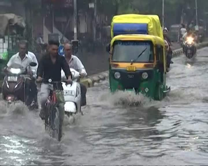 Meteorological department today rained in this district of Gujarat Gujarat Rain Forecast: આજે રાજ્યના આ જિલ્લામાં વરસશે ભારે વરસાદ, હવામાન વિભાગની આગાહી