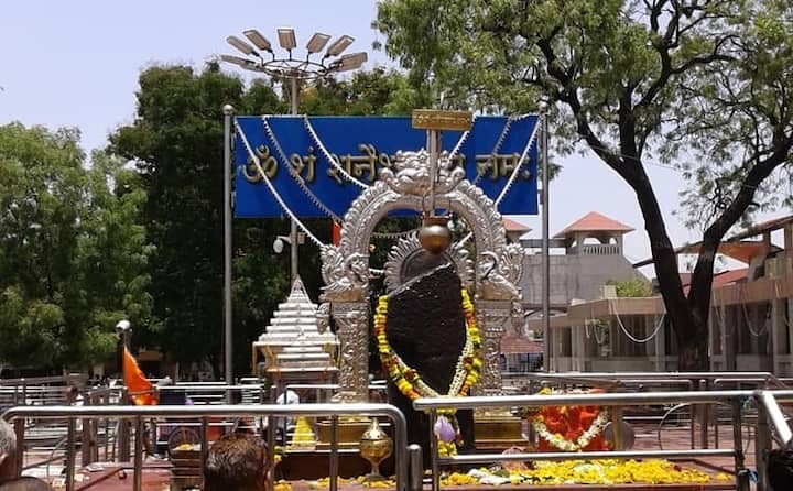 नव्या चौथऱ्याची उत्सुकता असलेल्या जगभरातील शनिभक्तांना जुलै महिन्यात नवा चौथरा दृष्टीस पडण्याची शक्यता आहे.