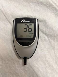 Delhi Water Crisis: अनशन पर बैठीं आतिशी की बिगड़ी तबीयत! ये फोटो वायरल होते ही लोग उठाने लगे AAP पर सवाल