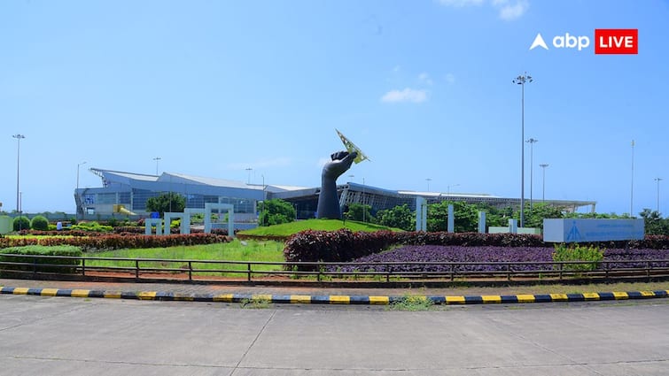 Adani Airports IPO Likely As Gautam Adani Flagship Company Adani Enterprises Mulls IPO Plan Adani Airports IPO: गौतम अडानी की फ्लैगशिप कंपनी कर रही अडानी एयरपोर्ट्स के आईपीओ लाने की तैयारी