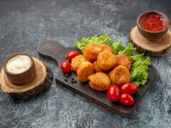 Suji Vada Recipe: ਤੁਸੀਂ ਵੀ ਘਰ 'ਚ ਬਣਾ ਸਕਦੇ ਹੋ ਇਹ ਸਵਾਦਿਸ਼ਟ ਸੂਜੀ ਦੇ ਵੜੇ, ਜਾਣੋ ਰੈਸਿਪੀ