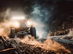 ਗਰਮੀ ਕਾਰਨ ਕਾਰ ਦੇ ਟਾਇਰਾਂ ਨੂੰ ਲੱਗ ਰਹੀ ਹੈ ਅੱਗ, ਜਾਣੋ ਕਿਹੜੀ ਗੈਸ ਭਰਨੀ ਹੈ ਸਹੀ