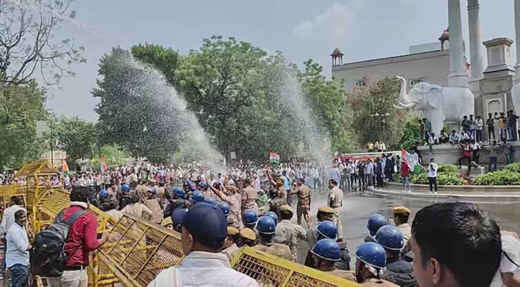 Kota Congress Protest FIR Against Govind Singh Dotasara Tikaram Jully CBCID Investigation कोटा में कांग्रेस का प्रदर्शन, PCC चीफ गोविंद डोटासरा, टीकाराम जूली समेत कई विधायकों पर केस
