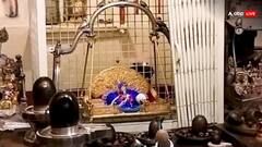 Mysterious Golden Swing: क्या है मंदिर में रखे इस सोने के झूले का रहस्य, चुराने वाला हो जाता है अंधा