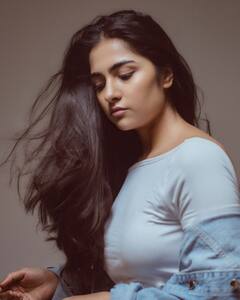 Rukmini Vasanth:రుక్మిణి వసంత్ -   ఈ కన్నడ సోయగం కోసమే 'సప్త సాగరాలు దాటి'న రక్షిత్ శెట్టి !