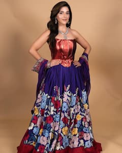 Mehreen Pirzada : చూపుతిప్పుకొనివని పంజాబ్ బ్యూటీ.. గ్లామరస్ ఫొటోస్ షేర్ చేసిన మెహ్రీన్ పిర్జాదా