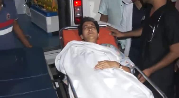 Atishi Admitted to Hospital due to deteriorating health during an indefinite hunger strike  5 दिन से भूख हड़ताल पर बैठीं मंत्री आतिशी की बिगड़ी तबीयत, एंबुलेंस से अस्पताल ले जाया गया