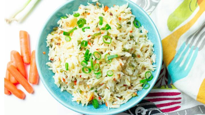 Cheese Fried Rice : ப்ரைட் ரைஸ் பிரியர்கள், புதுவிதமான இந்த ரெசிபியை படித்து வீட்டில் உள்ளவர்களிடம் பாராட்டு வாங்குங்கள்.