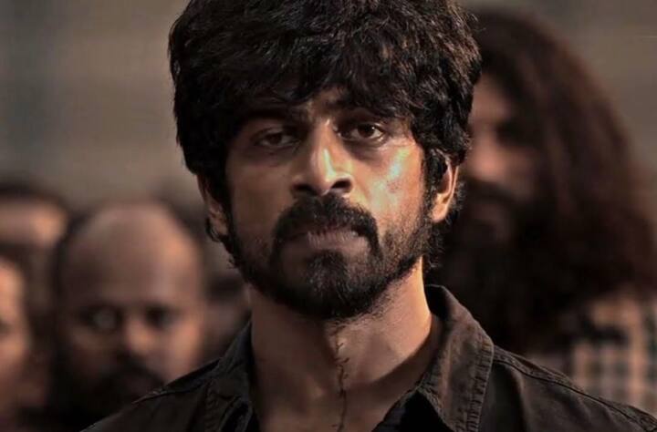 அர்ஜுன் தாஸ் நடிக்க இருக்கும் புதிய படத்தில் ஹீரோயினாக அதிதி ஷங்கர் நடிக்க உள்ளதாக தகவல் பரவி வருகிறது. இந்த படத்தை அறிமுக இயக்குநர் ஒருவர் இயக்கப் போவதாகவும், குட் நைட், லவ்வர் படத்தை தயாரித்த மில்லியன் டாலர் ஸ்டூடியோ தயாரிக்க உள்ளதாகவும் கூறப்படுகிறது.