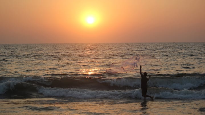 Goa: Goa is best during the monsoon season. It's of course not “underrated,” but the usual crowds are smaller, so one can really enjoy the beaches and lively atmosphere without the hustle and bustle. Plus, everything, from hotels to food, is cheaper, making it a great budget trip. The rain makes Goa a green paradise with amazing waterfalls and beautiful landscapes. For those seeking luxury, the resorts in South Goa are even more serene and picturesque during the monsoons. Visitors can enjoy both fun and calmness in the wonderful rain-washed landscape of Goa.(Image source: Canva)