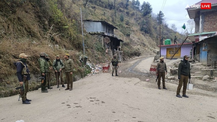 amarnath yatra 2024 Terrorists are planning attack like Reasi Security forces have made special arrangements to deal with them Amaranaath Yatra: अमरनाथ यात्रा पर मंडराया आतंकी खतरा! रियासी जैसे हमले की फिराक में आतंकवादी; सुरक्षा बलों ने निपटने के लिए किए ये खास इंतजाम