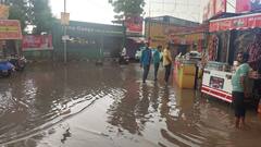 Varanasi Rains: पहली बारिश में ही काशी की सड़के हुई जलमग्न, सामने आईं ये तस्वीरें