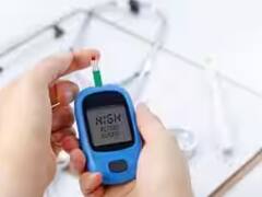 Diabetes Fruits: ਸ਼ੂਗਰ ਦੇ ਮਰੀਜ਼ਾਂ ਲਈ ਬਹੁਤ ਫਾਇਦੇਮੰਦ ਆਹ ਖੱਟੇ-ਮਿੱਠੇ ਫਲ, ਬਲੱਡ ਸ਼ੂਗਰ ਲੈਵਲ ਰਹਿੰਦਾ ਕੰਟਰੋਲ