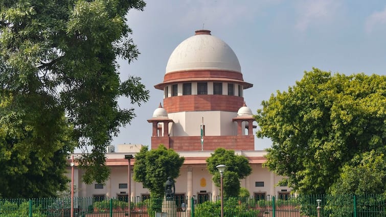 'Scrapping Entire Process For A Few...': Students Challenge NEET-UG 2024 Re-Exam Proposal In SC