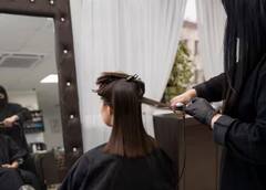 Keratin Treatment: ਵਾਲਾਂ 'ਤੇ ਕੈਰਾਟਿਨ ਟ੍ਰੀਟਮੈਂਟ ਲੈਣ ਤੋਂ ਪਹਿਲਾਂ ਇਨ੍ਹਾਂ ਗੱਲਾਂ ਦਾ ਰੱਖੋ ਖਾਸ ਧਿਆਨ, ਨਹੀਂ ਤਾਂ ਹੋ ਸਕਦਾ ਆਹ ਨੁਕਸਾਨ