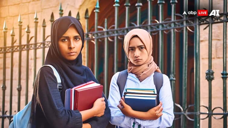 Bombay High Court dismissed petition seeking permission to wear burqa and hijab in schools and colleges ann स्कूल-कॉलेज में बुर्का पहनने की मांग की याचिका पर आया बॉम्बे हाई कोर्ट का फैसला, आप भी जानें