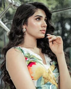 Krithi Shetty: కృతి శెట్టి లేటెస్ట్‌ ఫోటోలు - ఫ్లోరల్‌ జంప్‌సూట్‌లో ఫిదా చేస్తున్న 'బేబమ్మ'