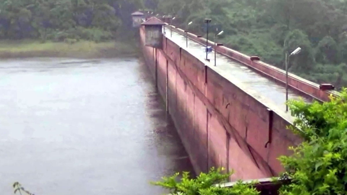 Mullai Periyar Dam: தீவிரம் அடைந்த பருவமழை; முல்லை பெரியாறில்  கிடு கிடுவென உயர்ந்து வரும் நீர்மட்டம்