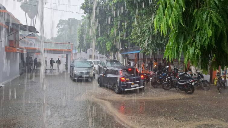 Punjab Weather Update Rain in Punjab haryana and himachal know all details Weather Update: ਇਨ੍ਹਾਂ 18 ਜ਼ਿਲ੍ਹਿਆਂ 'ਚ ਪਵੇਗਾ ਭਾਰੀ ਮੀਂਹ, ਜਾਣੋ ਆਪਣੇ ਸੂਬੇ 'ਚ ਮੌਸਮ ਦਾ ਹਾਲ