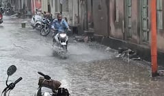 Junagadh Rain: માણાવદર અને મેંદરડામાં મૂશળધાર વરસાદ વરસ્યો 