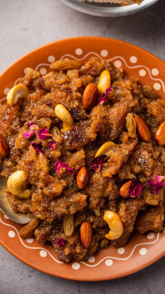 టేస్టీ కొబ్బరి హల్వా రెసిపీ.. ప్రసాదానికి కూడా వాడుకోవచ్చు