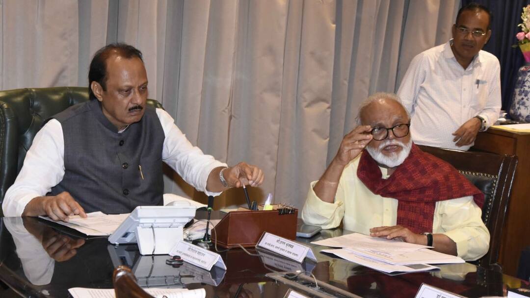 Ajit Pawar : कोटमगाव जगदंबा देवस्थानच्या विकास आराखड्याला लवकरच मंजूरी मिळणार; अजित पवारांनी दिले महत्वाचे निर्देश Kotamgaon Jagdamba Devasthan development plan to get approval soon Important instructions given by Ajit Pawar Chhagan Bhujbal Maharashtra Marathi News Ajit Pawar : कोटमगाव जगदंबा देवस्थानच्या विकास आराखड्याला लवकरच मंजूरी मिळणार; अजित पवारांनी दिले महत्वाचे निर्देश