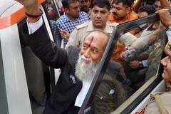 Asaduddin Owaisi: असदुद्दीन ओवैसी की क्या चली जाएगी सांसदी? SC के वकील ने कर दिया बड़ा दावा, उठाया ये कदम