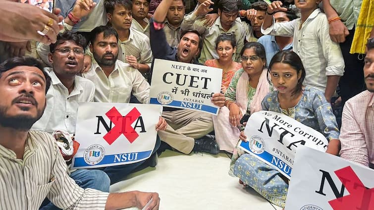 Opposition To Raise NEET Issue In Parliament On June 28 Dharmendra Pradhan Paper Leak Issue Opposition To Raise NEET Issue In Parliament On Friday, Centre Says 'Ready' For It