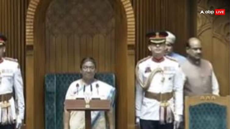 Parliament Session Congress Spokesperson Supriya Shrinate Raises Question On Om Birla Entry During National Anthem Parliament Session: ओम बिरला ने किया राष्ट्रगान का अपमान? जानिए सुप्रिया श्रीनेत ने क्यों कही ये बात