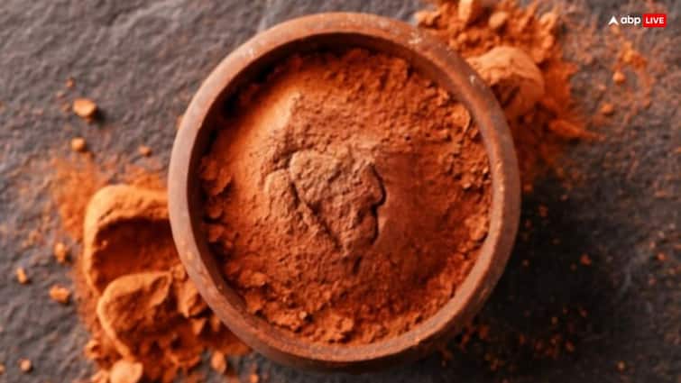 beauty tips Make your face glowing by using red sandalwood powder Red Sandalwood: लाल चंदन की मदद से अपने चेहरे को बनाएं खूबसूरत, ऐसे करें इस्तेमाल
