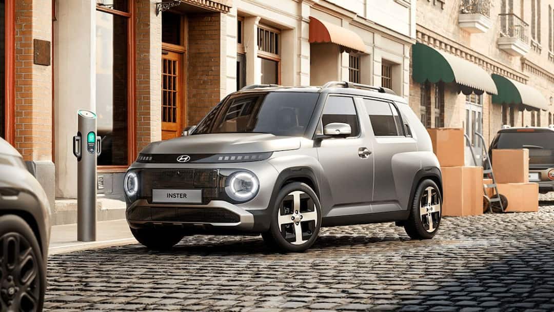 Hyundai Inster: சந்தைக்கு வந்த ஹுண்டாய் இன்ஸ்டர் மின்சார் கார் - எப்படி இருக்கு? யாருக்கு போட்டி? முழு விவரம் இதோ..!