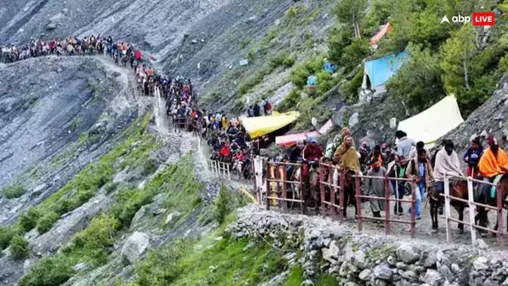 અમરનાથ યાત્રા 29 જૂન 2024થી (Amarnath Yatra 2024) શરૂ થવા જઈ રહી છે. આ યાત્રા 19 ઓગસ્ટ 2024ના રોજ શ્રાવણ પૂર્ણિમા (રક્ષાબંધન) સુધી ચાલુ રહેશે. મહાદેવના ભક્તો માટે આ યાત્રા ખૂબ જ ખાસ છે.