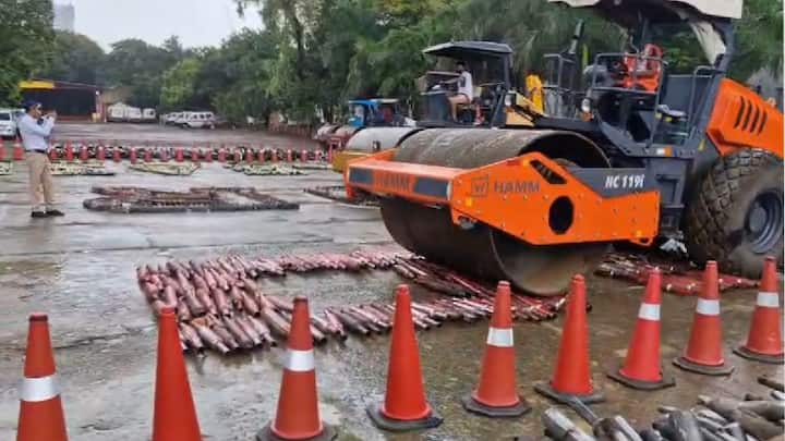 आपल्या दुचाकी किंवा चारचाकी वाहनांना कर्कश हॉर्न बसवून नाहक ध्वनीप्रदुषण केले जाते. स्टाईल मारण्यासाठी किंवा लक्ष वेधण्यासाठी असे प्रकार केले जातात.