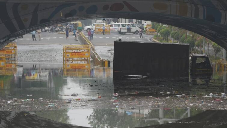 Monsoon Havoc Delhi Reels From First Rains As Airport Roof Collapse Kills One Top Points Delhi: Political Slugfest Ensues As First Monsoon Rain Wreaks Havoc In Capital — Top Points