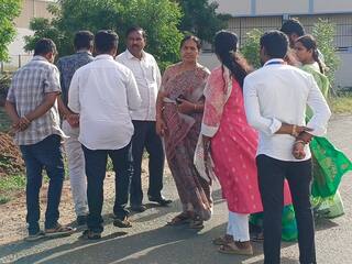 கருவேல மரங்களுக்கு தீ! புகைமூட்டத்தால் பள்ளி மாணவிகளுக்கு மூச்சுத்திணறல் - கரூரில் அதிர்ச்சி