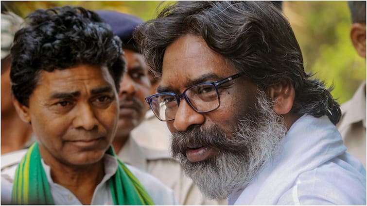 Hemant Soren Bail will be out from Birsa Munda Jail Relief for JMM Ahead of Jharkhand Assembly Elections 2024 जमानत के बाद अब हेमंत सोरेन कब जेल से आएंगे बाहर, JMM के लिए कितनी बड़ी राहत?